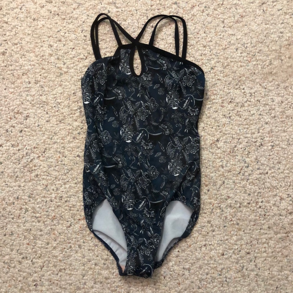 Eleve Leotard